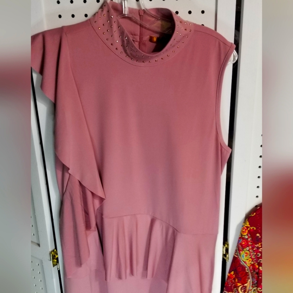 Belldini Rose pink ruffly w. Rhinestone collar top